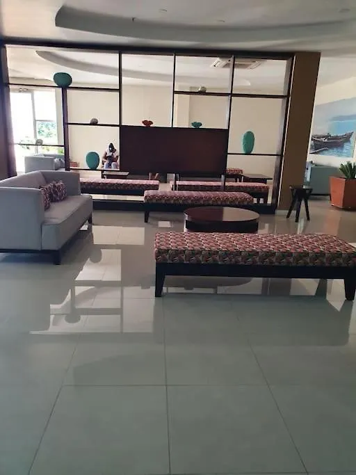 Bayfront Bluedream Luxurious 1Bed, 1Ba Apt Portmore