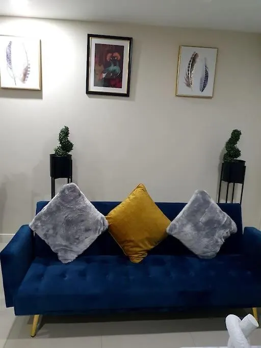 Bayfront Bluedream Luxurious 1Bed, 1Ba Apt Portmore Apartment