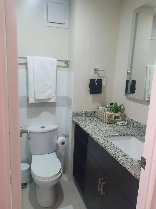 Bayfront Bluedream Luxurious 1Bed, 1Ba Apt Portmore Apartment